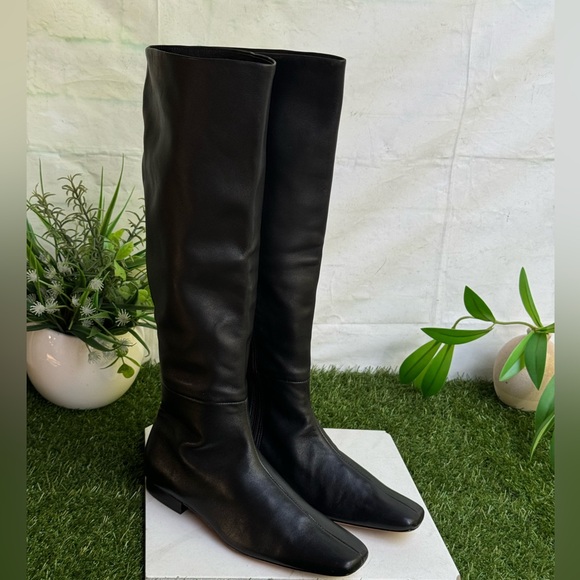 VINCE Women's Nella Knee
High Boot Black soft Leather size 36.5 US 6.5 - Picture 4 of 13